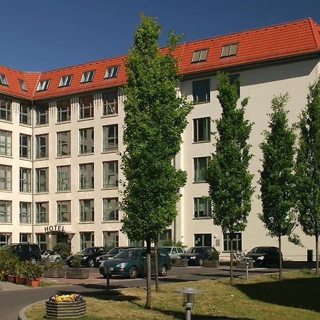 Отель Siegfriedshof Берлин Экстерьер фото